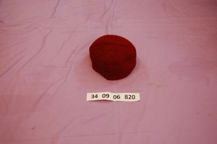 E:\Inventaire du costumes\chéchia\34-09-06-820.JPG